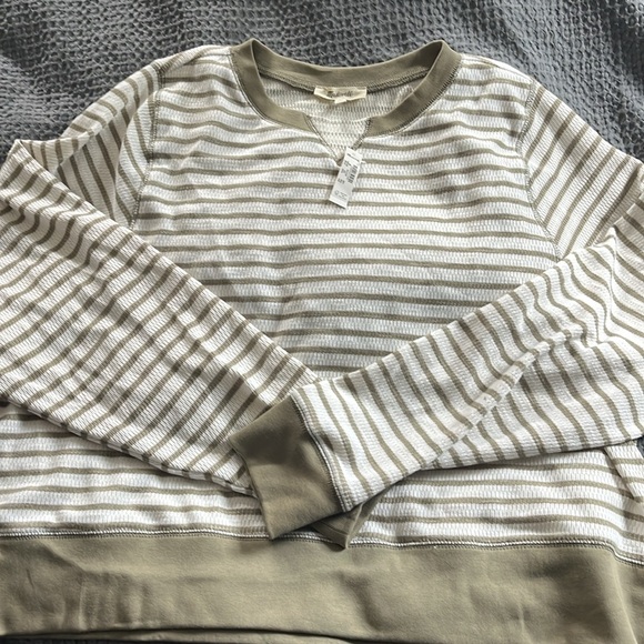 Madewell Relaxed Long-Sleeved Crewneck Tee in Stripe in Cargo Size XL NWT - Picture 2 of 5